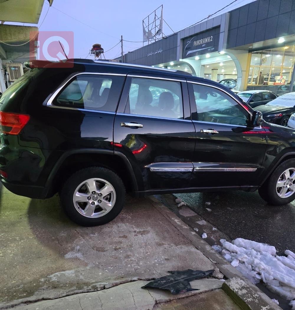 جيب جراند شيروكي